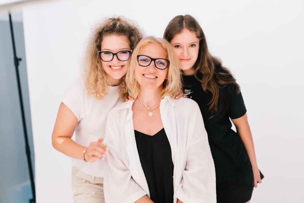 This image has an empty alt attribute; its file name is ALINA-2-1024x684.jpg